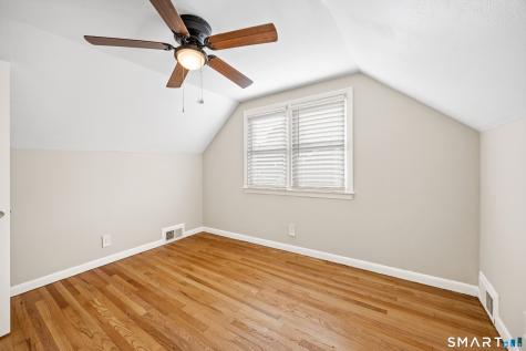 39 Whiteside Street Newington CT 06111