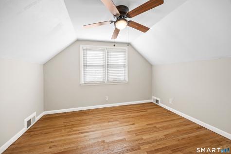 39 Whiteside Street Newington CT 06111
