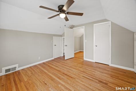 39 Whiteside Street Newington CT 06111