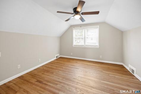 39 Whiteside Street Newington CT 06111