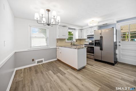 39 Whiteside Street Newington CT 06111