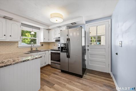 39 Whiteside Street Newington CT 06111