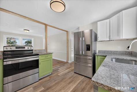 625 Ocean Avenue New London CT 06320