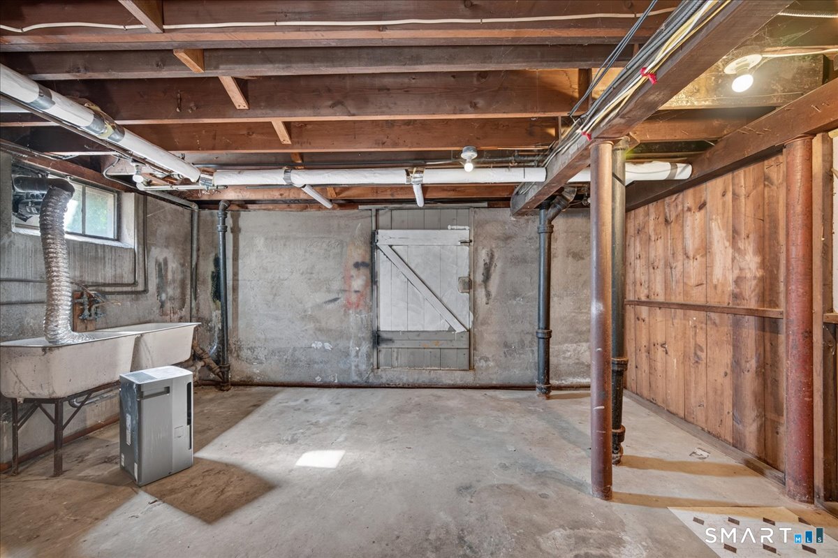 625 Ocean Avenue New London CT 06320