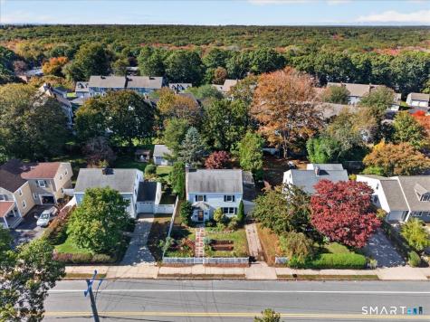 625 Ocean Avenue New London CT 06320