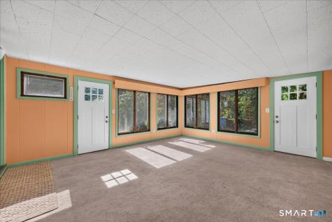 625 Ocean Avenue New London CT 06320