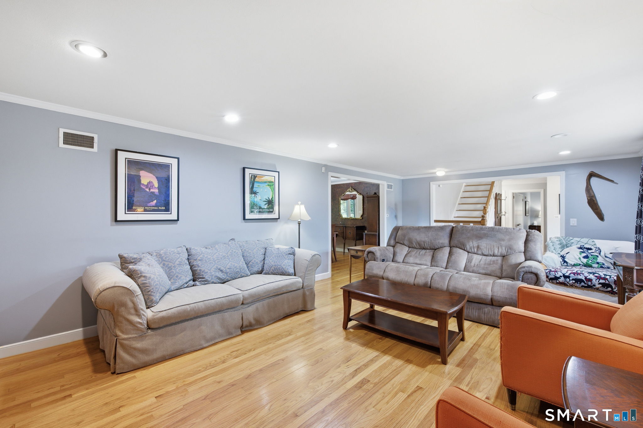 8 Fairwood Farms Drive West Hartford CT 06107