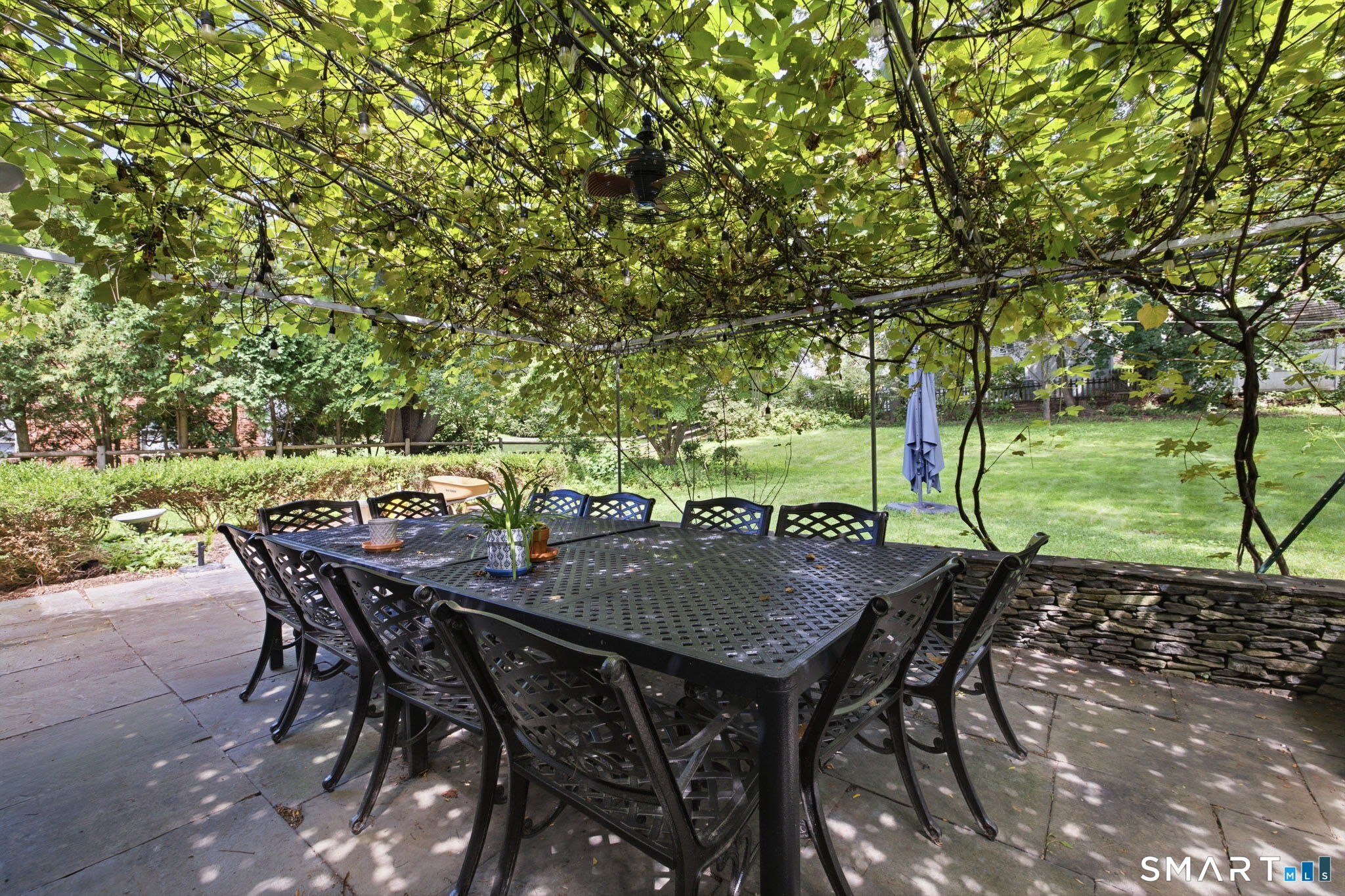 8 Fairwood Farms Drive West Hartford CT 06107