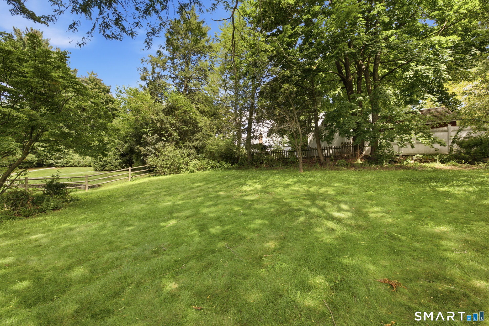 8 Fairwood Farms Drive West Hartford CT 06107
