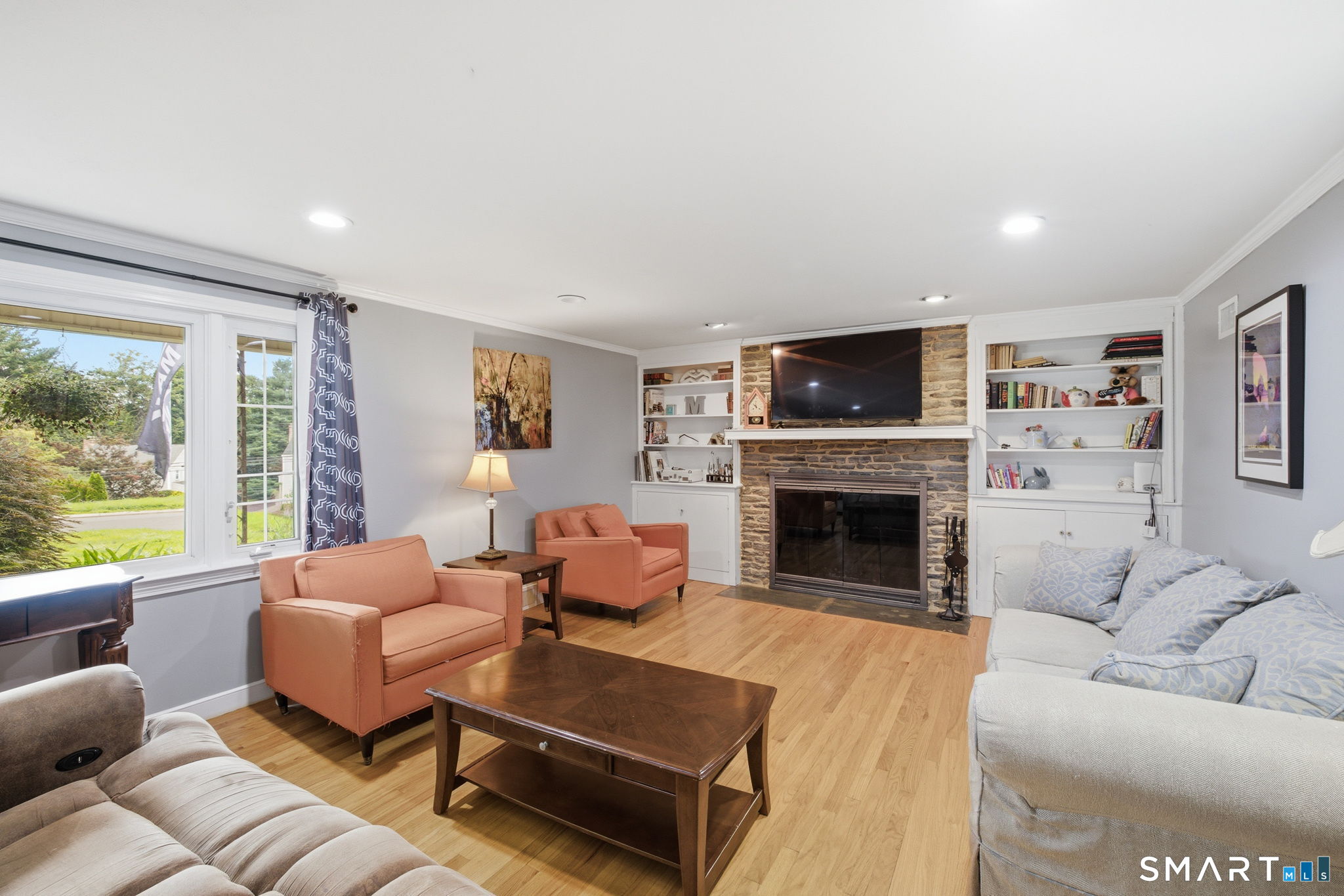 8 Fairwood Farms Drive West Hartford CT 06107