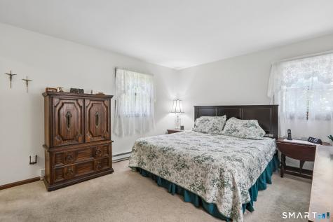 14 Clark Road New Fairfield CT 06812