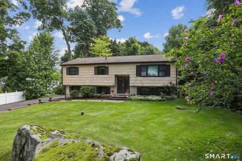 14 Clark Road New Fairfield CT 06812