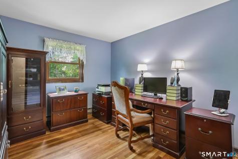14 Clark Road New Fairfield CT 06812