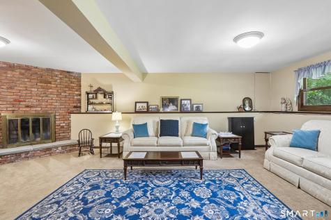 14 Clark Road New Fairfield CT 06812