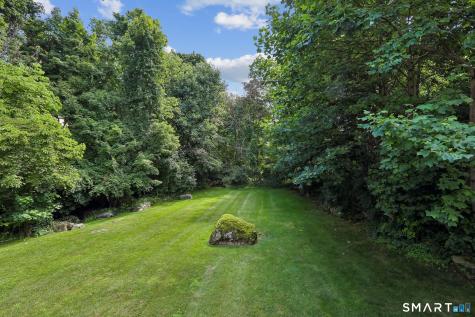 14 Clark Road New Fairfield CT 06812