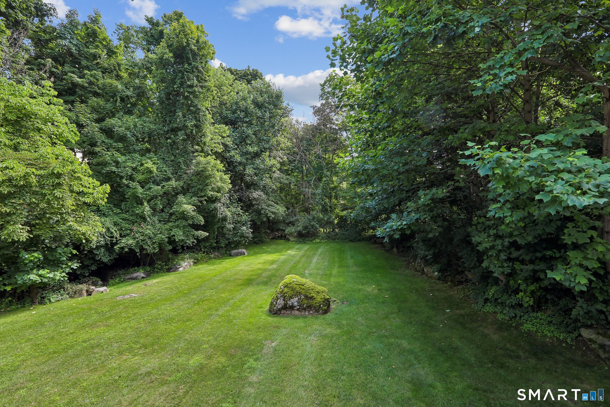 14 Clark Road New Fairfield CT 06812