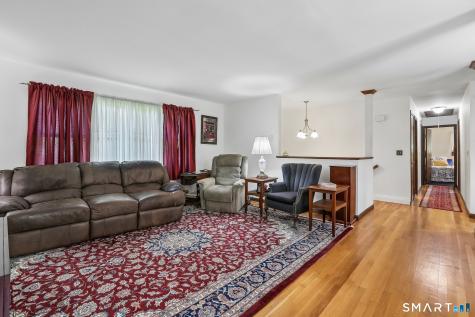 14 Clark Road New Fairfield CT 06812