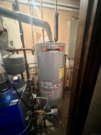 268 Fox Hill Road Wethersfield CT 06109