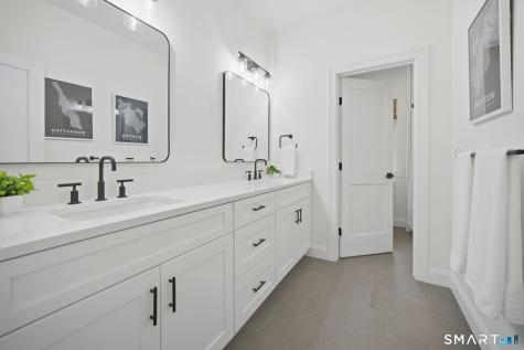 43 Oak Ridge Drive Avon CT 06001