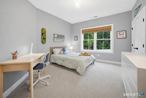 43 Oak Ridge Drive Avon CT 06001