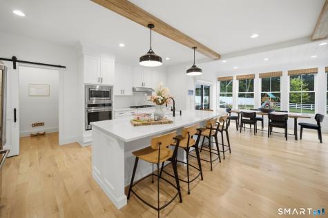 43 Oak Ridge Drive Avon CT 06001