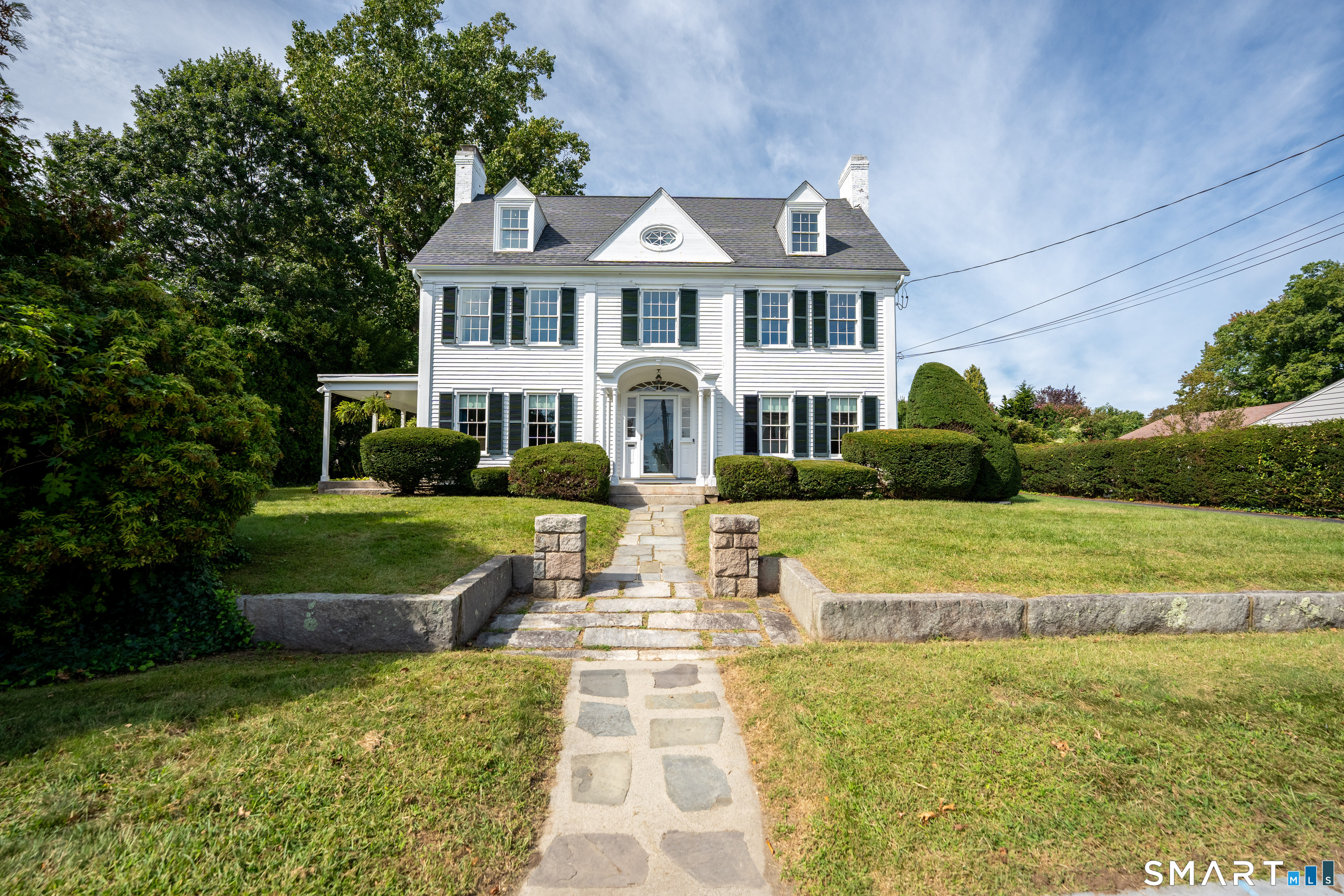 39 Glenwood Avenue New London CT 06320
