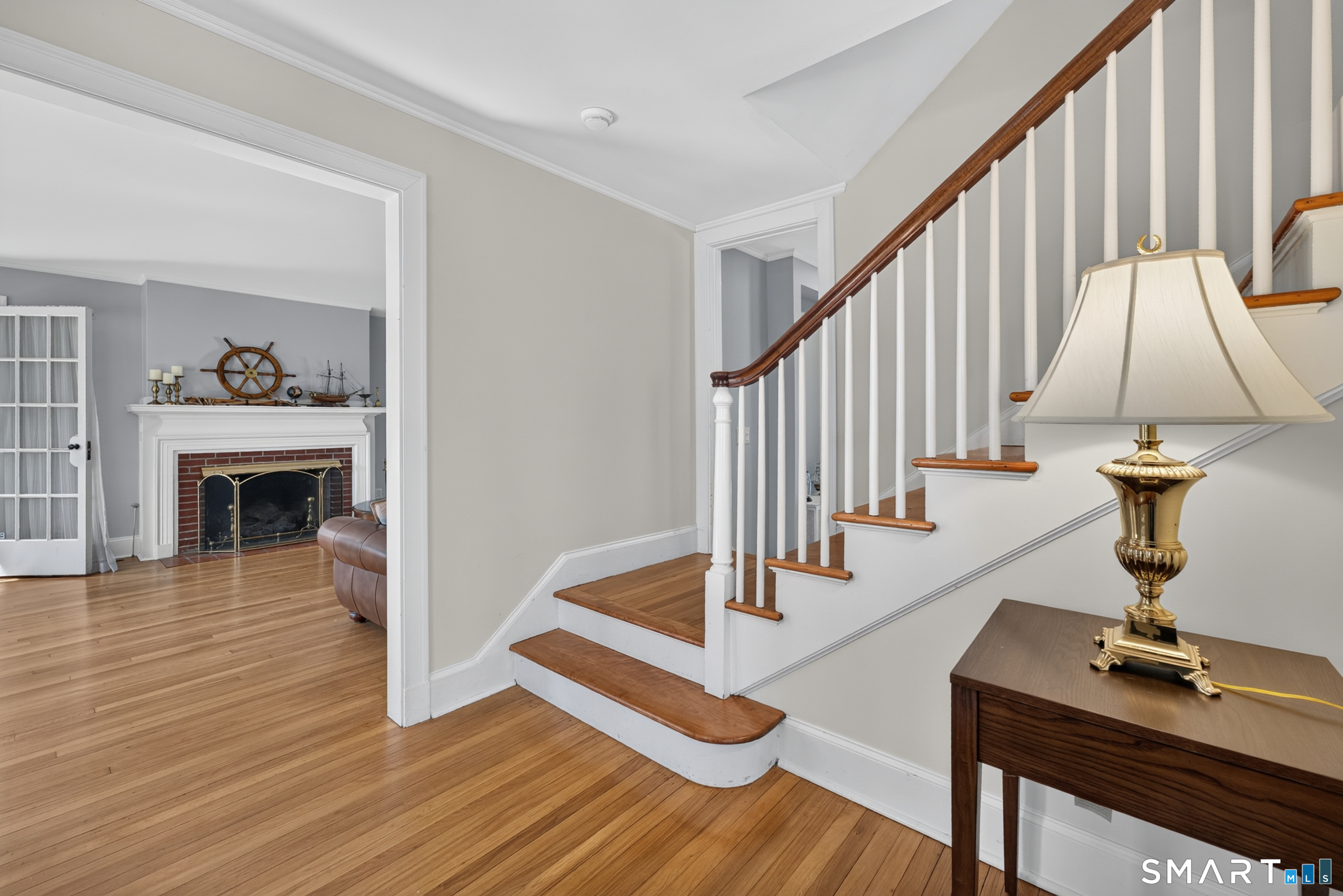 39 Glenwood Avenue New London CT 06320