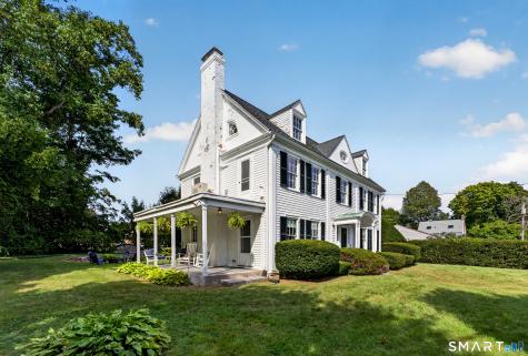 39 Glenwood Avenue New London CT 06320