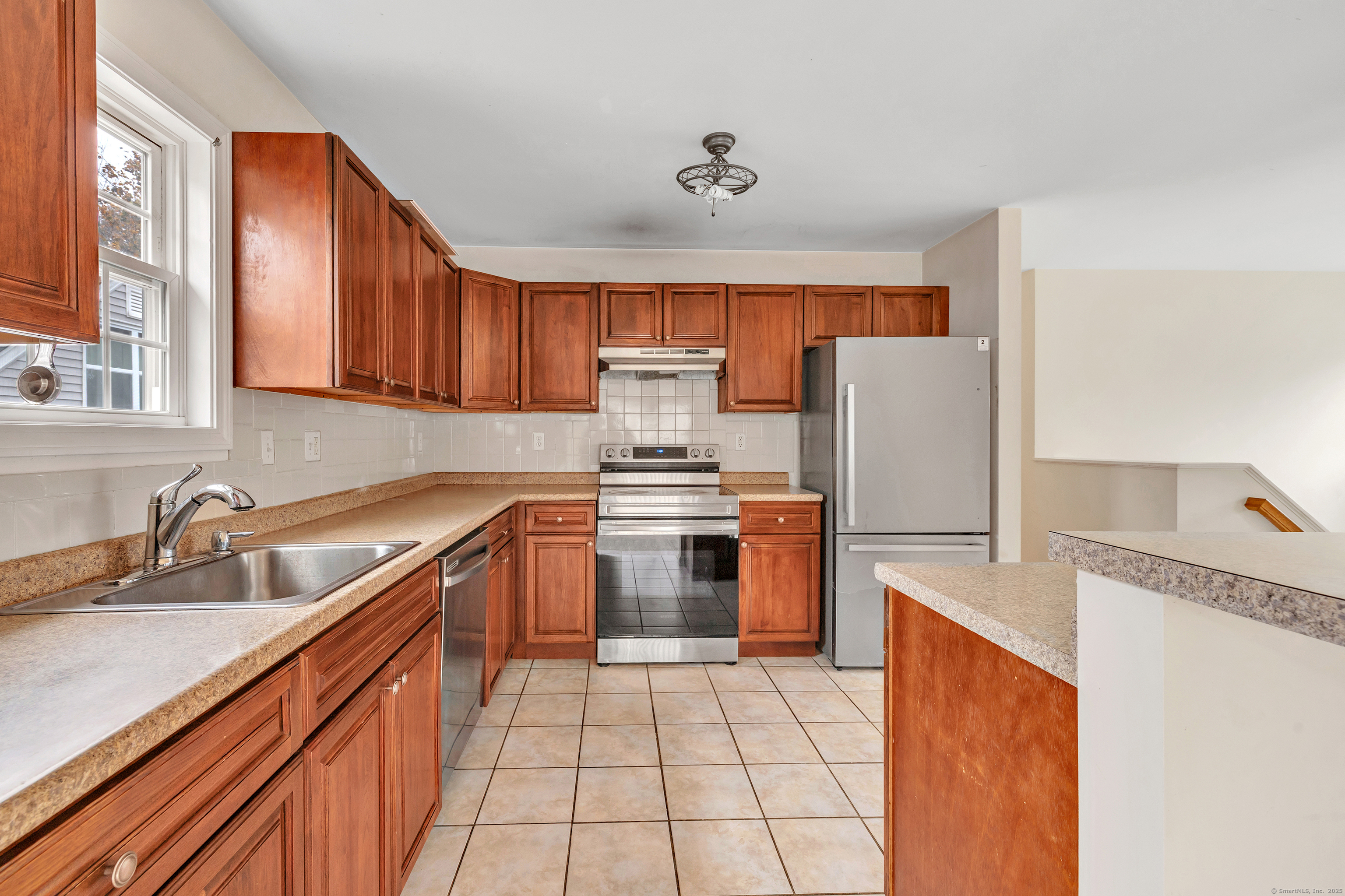 365 Platt Street Bridgeport CT 06606