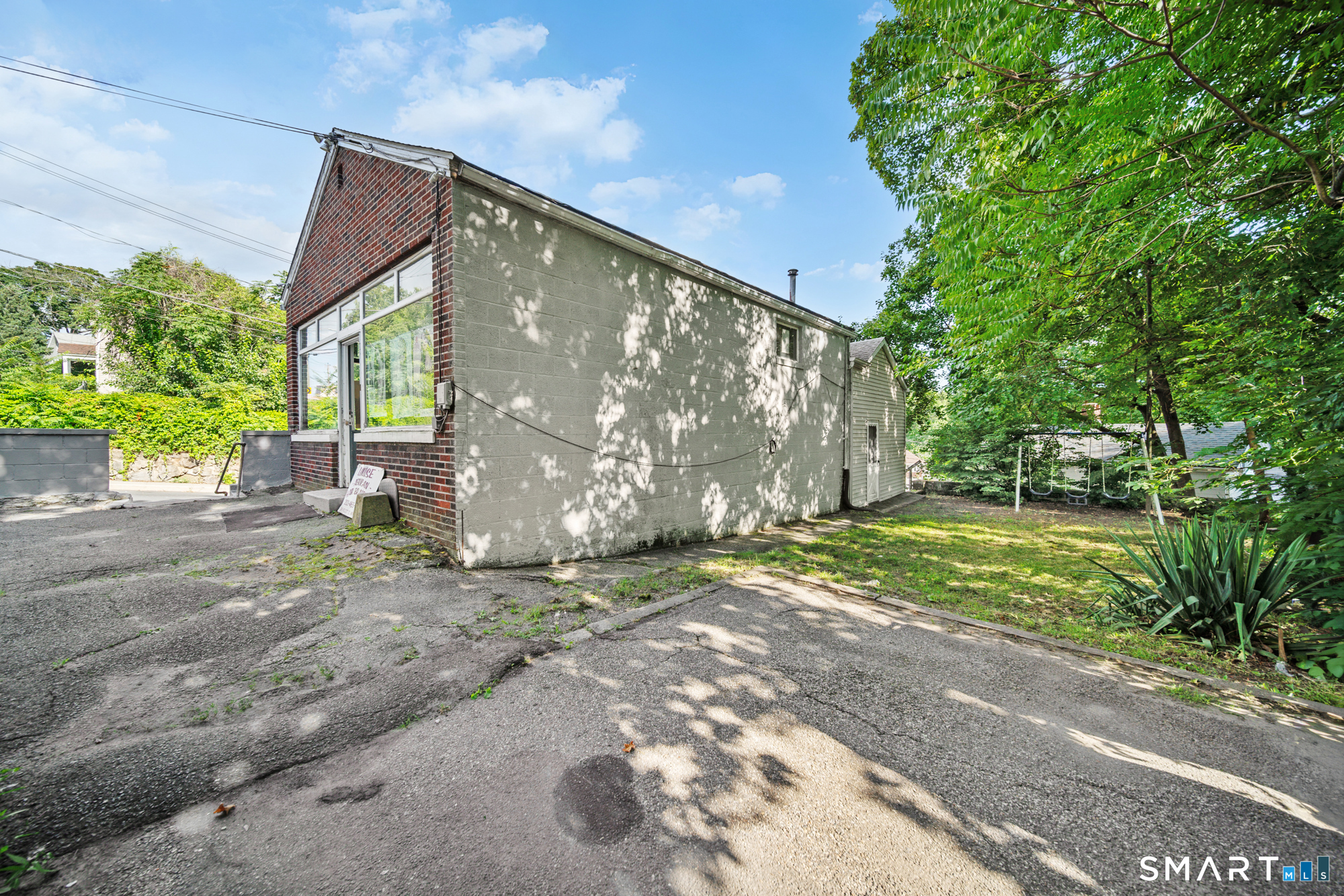 246 Wolcott Street Waterbury CT 06705
