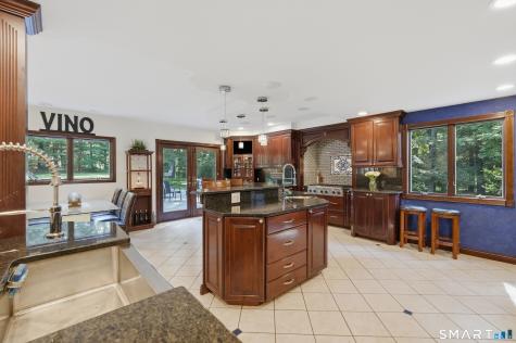 890 Woodruff Street Southington CT 06489