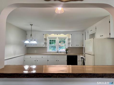 48 Home Place Branford CT 06405