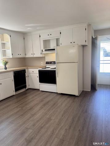 48 Home Place Branford CT 06405