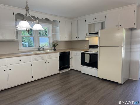 48 Home Place Branford CT 06405