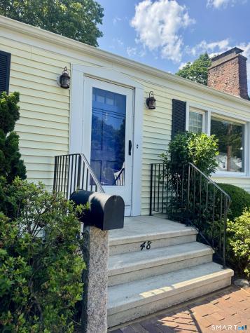 48 Home Place Branford CT 06405