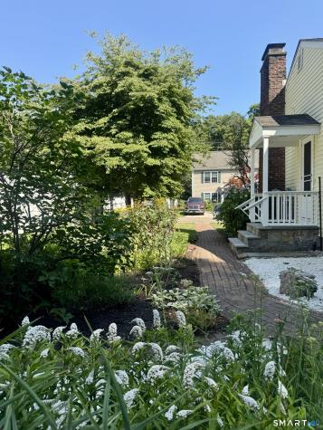 48 Home Place Branford CT 06405