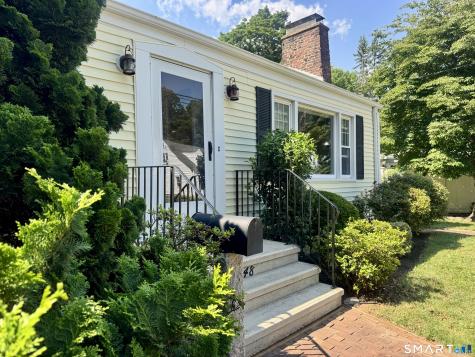 48 Home Place Branford CT 06405