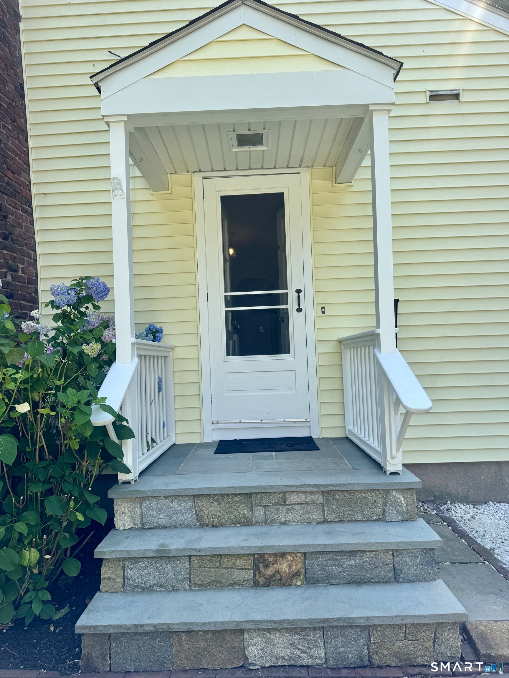 48 Home Place Branford CT 06405
