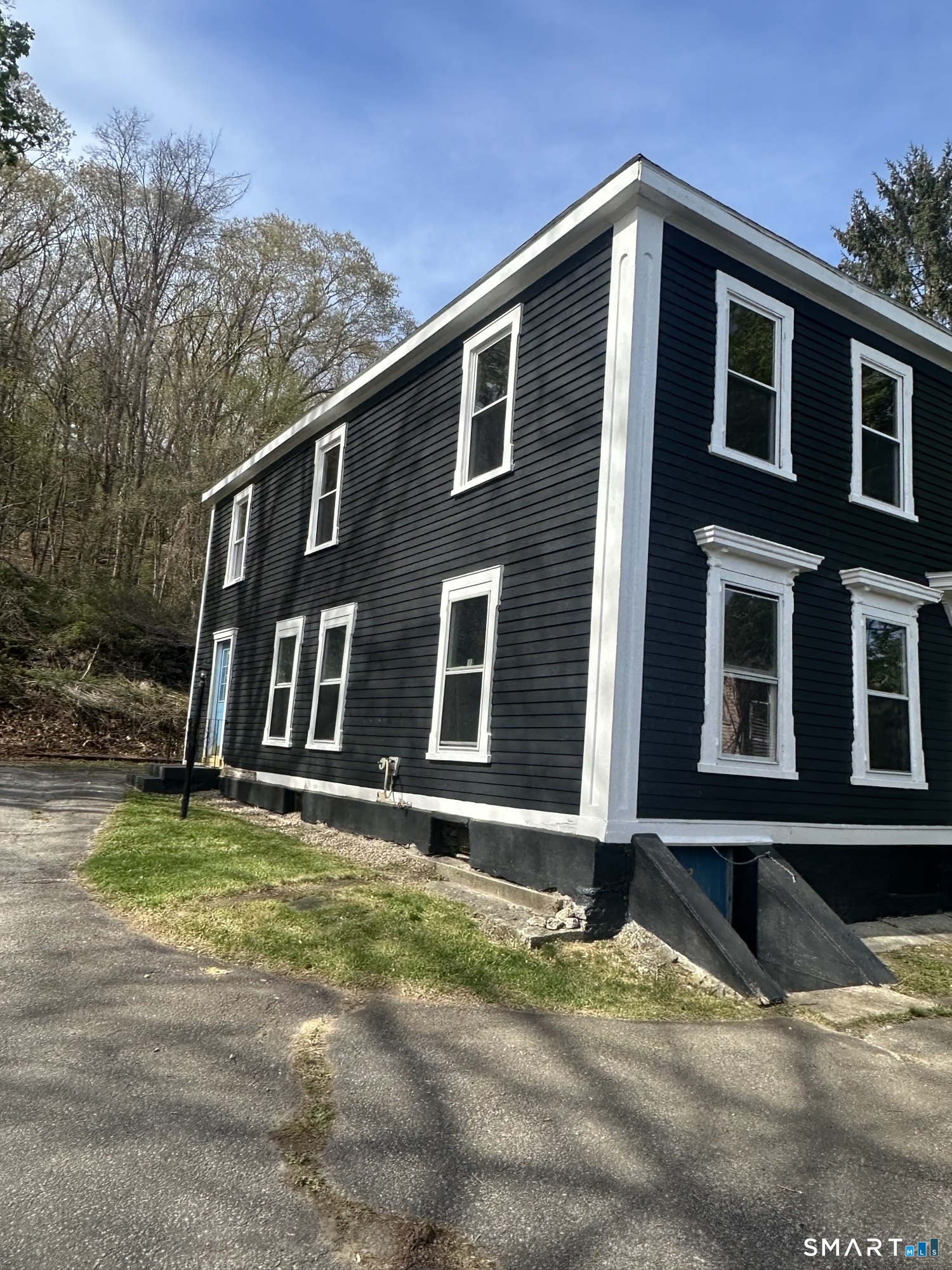 2 Mediterranean Lane Norwich CT 06360