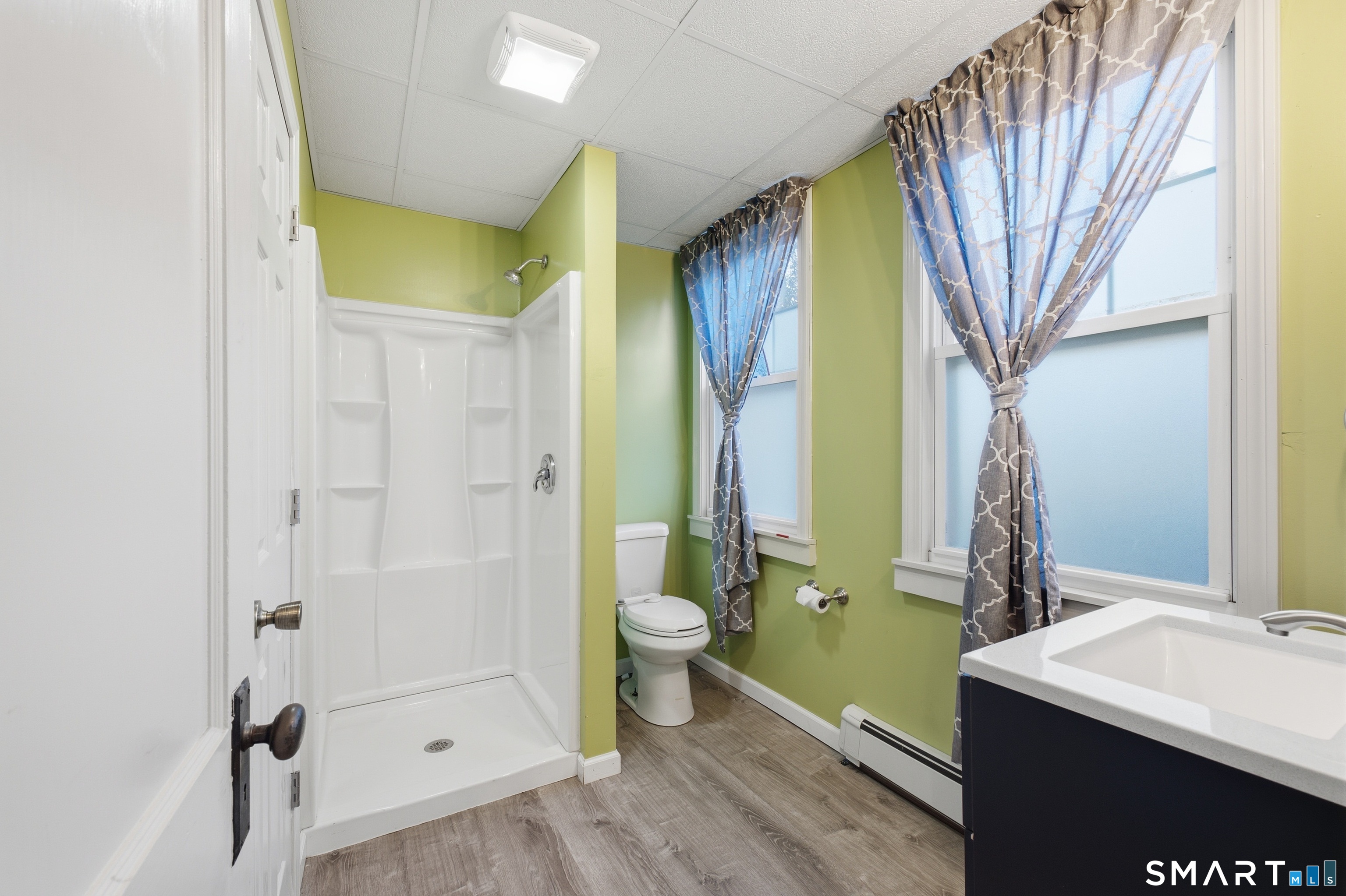 10 Walnut Avenue East Hampton CT 06424