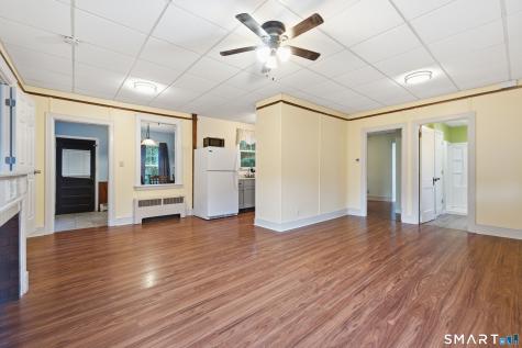 10 Walnut Avenue East Hampton CT 06424