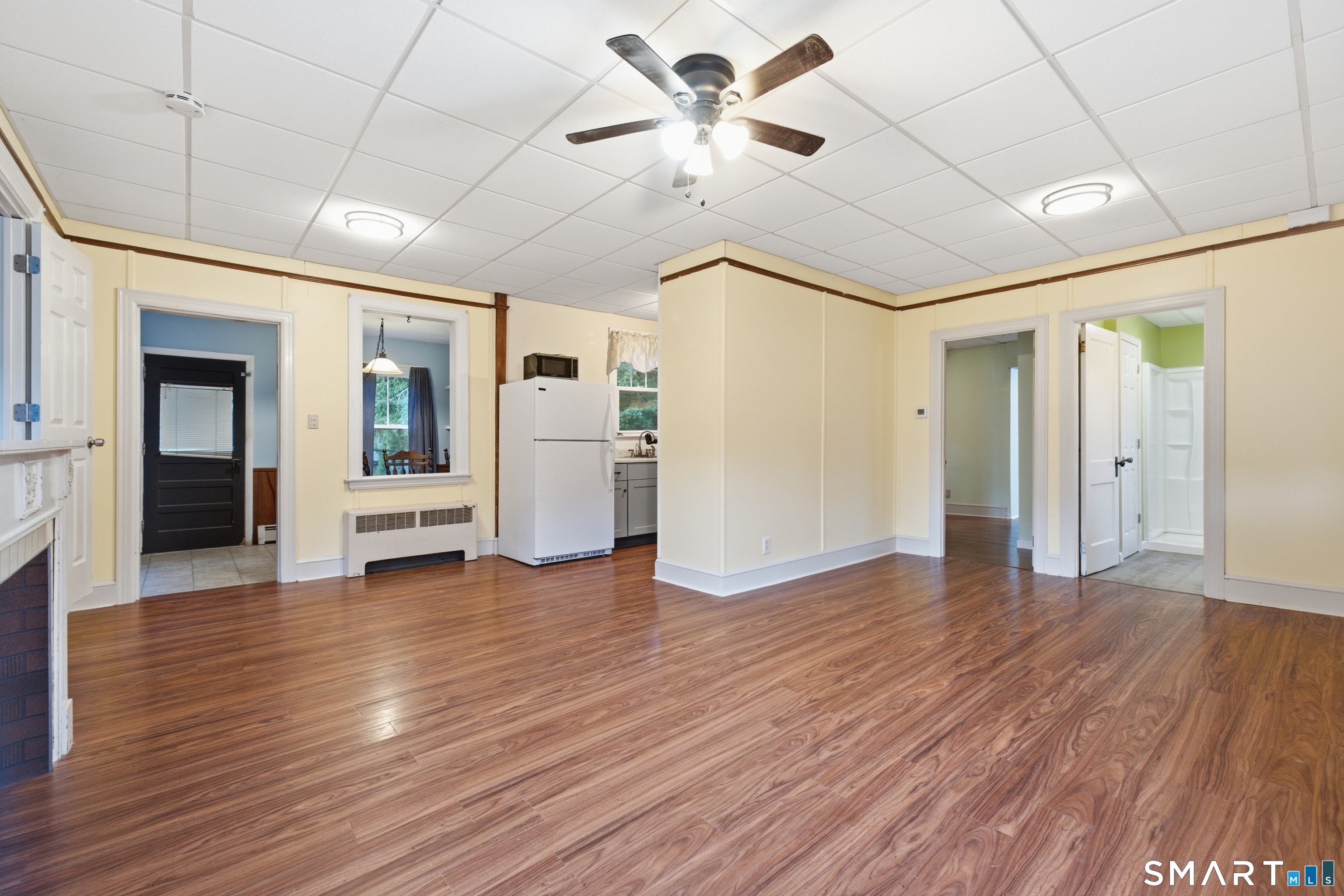 10 Walnut Avenue East Hampton CT 06424
