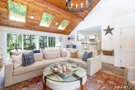 60 Old Wood Road Avon CT 06001