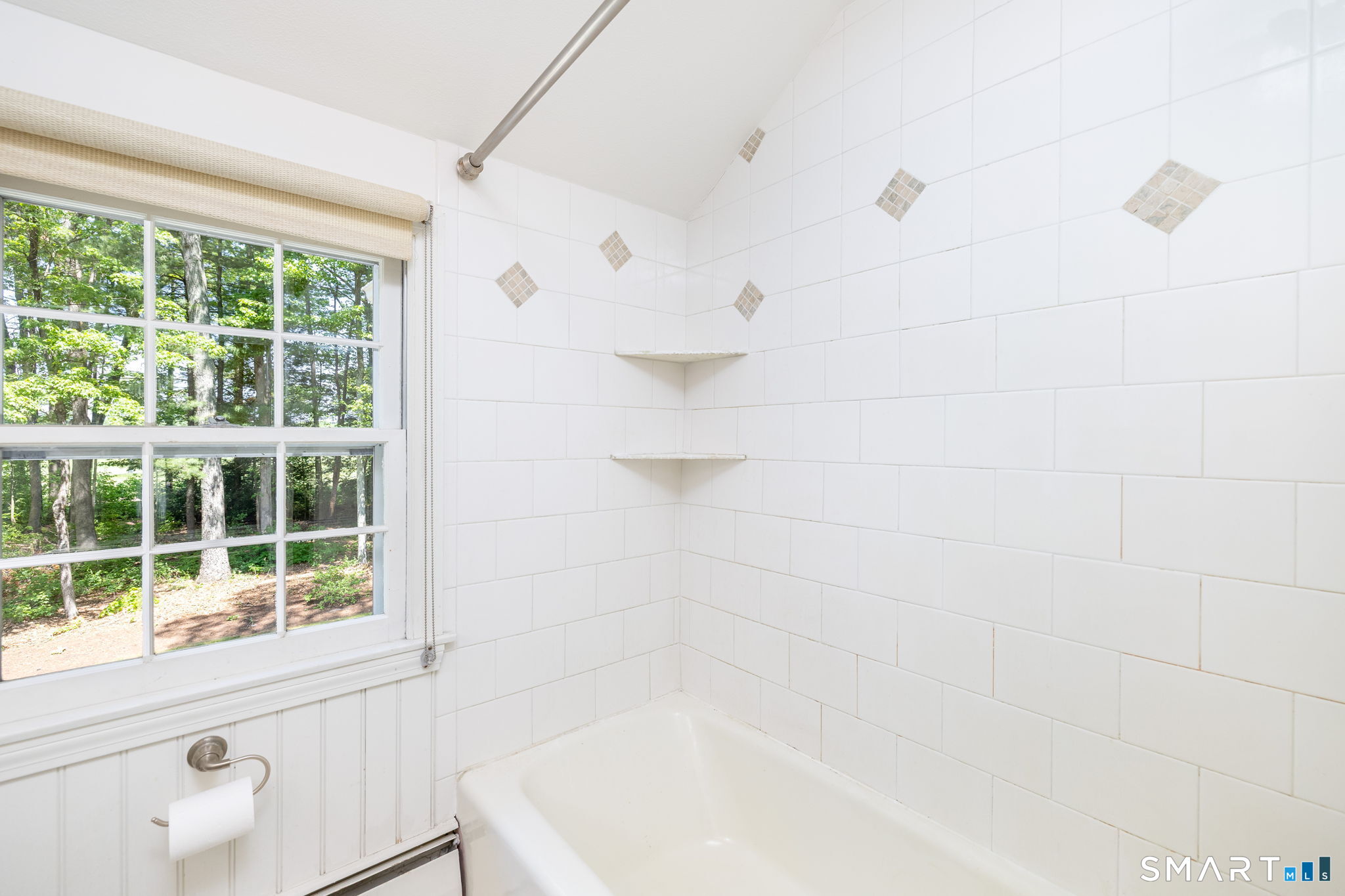 60 Old Wood Road Avon CT 06001