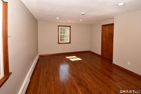45 Grissom Road Manchester CT 06042