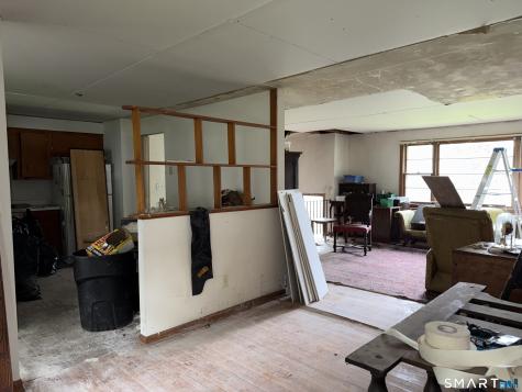 9 Pleasant Drive North Haven CT 06473