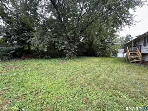 9 Pleasant Drive North Haven CT 06473