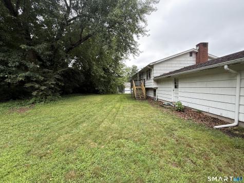 9 Pleasant Drive North Haven CT 06473