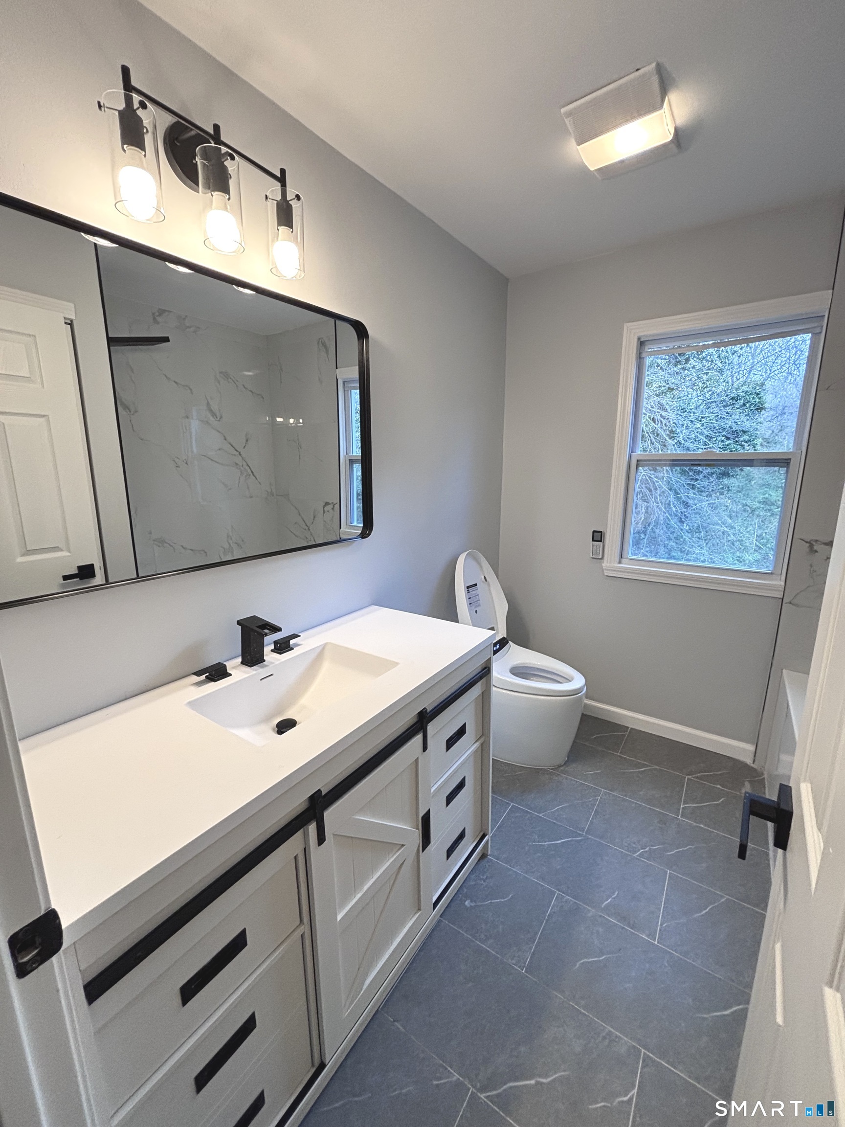 1107 North High Street East Haven CT 06512