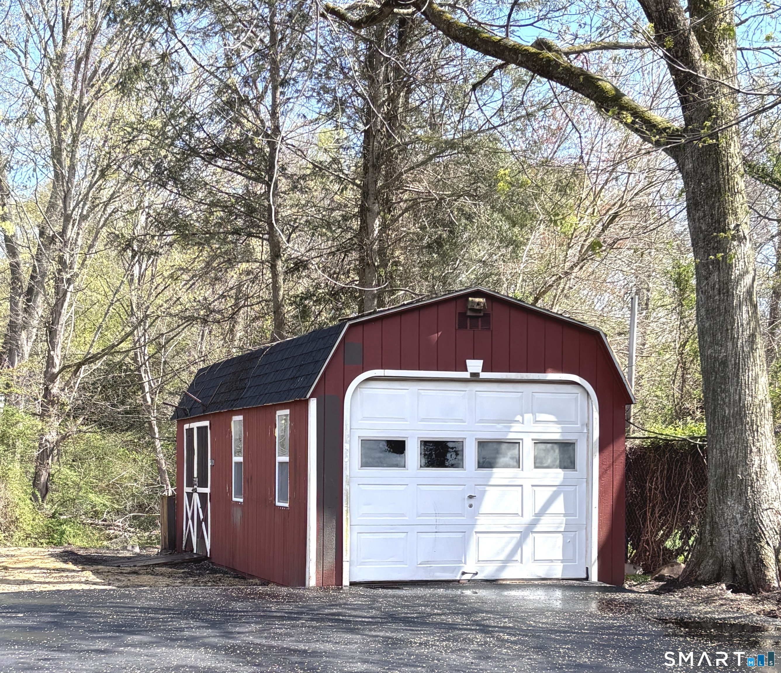1107 North High Street East Haven CT 06512